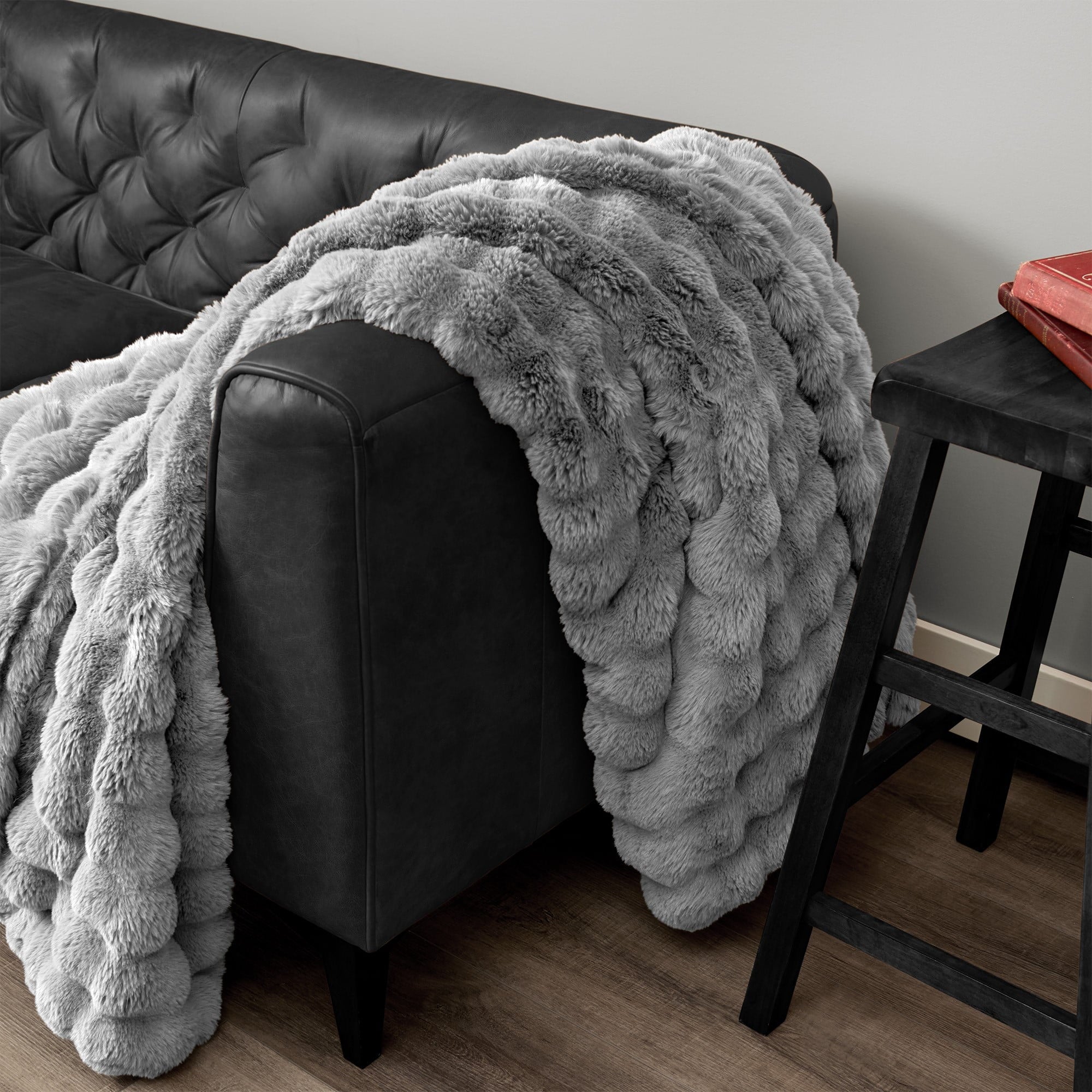 Serenade Gray Textured Faux Fur Throw Blanket, 50 x 70