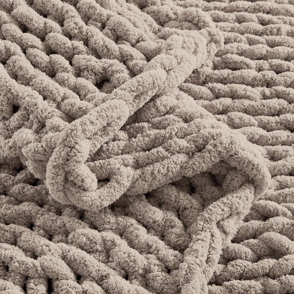 Chunky Knit Throw Blanket Handmade Soft Throws for Couch Sofa Bed, 50" x 60" Taupe